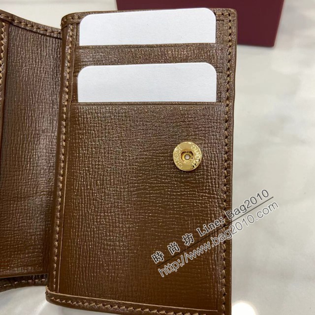 Gucci專櫃古馳最新款馬銜扣短夾錢包 jh2977型號：726846